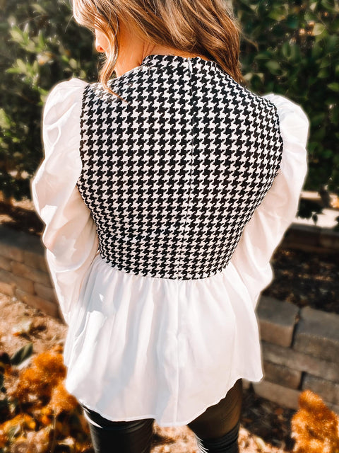 Houndstooth Puff Sleve Top